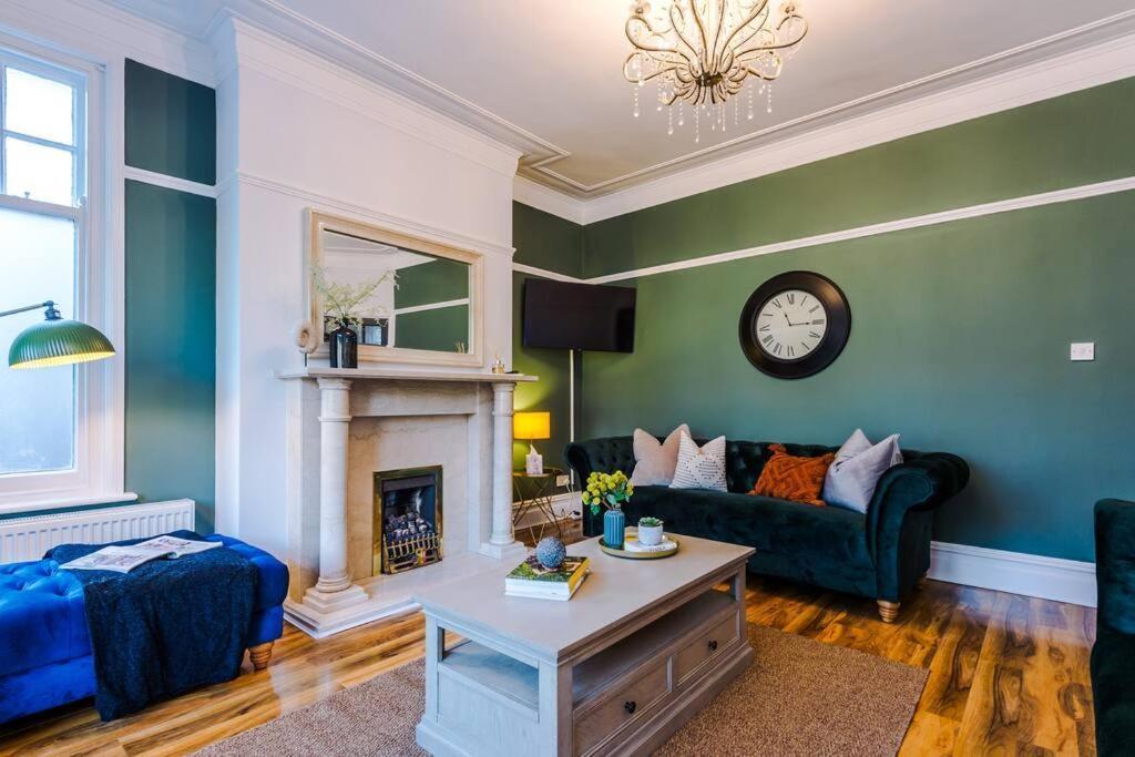 Huge House In Leeds 6Br Sleeps13 By Purestay Short Lets Meanwood Eksteriør billede